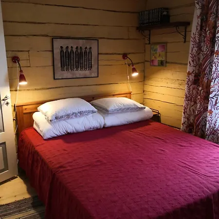 بيت للعطل Saadumaee House